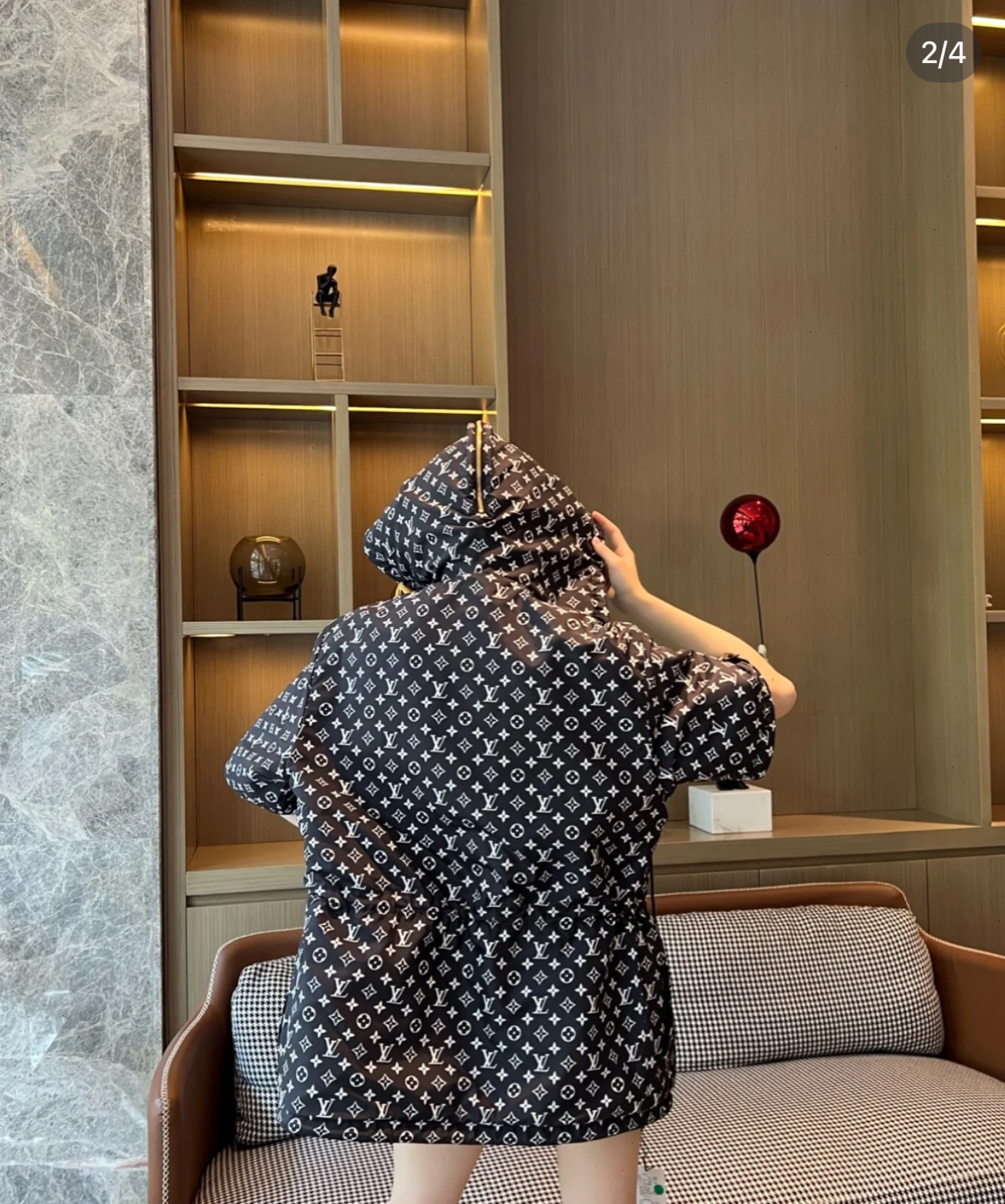 010224 Lv/路易威登 老花满印连帽双面穿夹克外套 36码