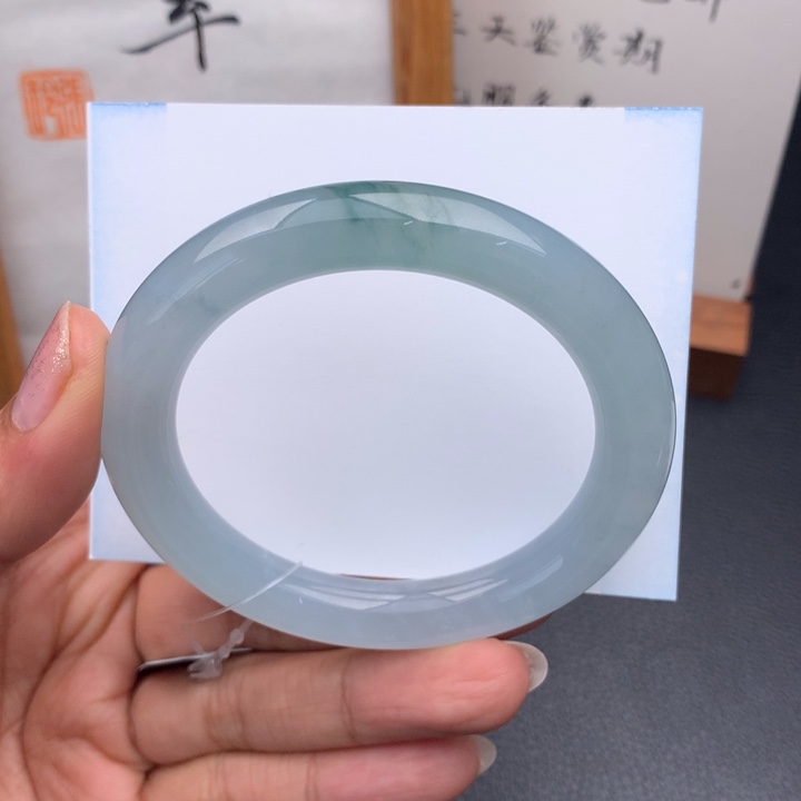 翡翠手镯未镶嵌翡翠手镯圆条