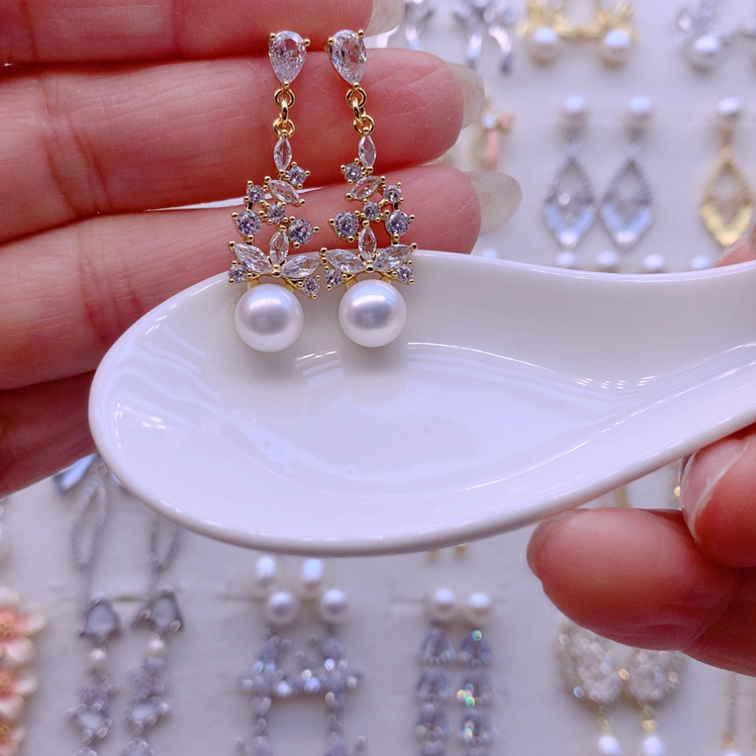 淡水珍珠耳饰合金