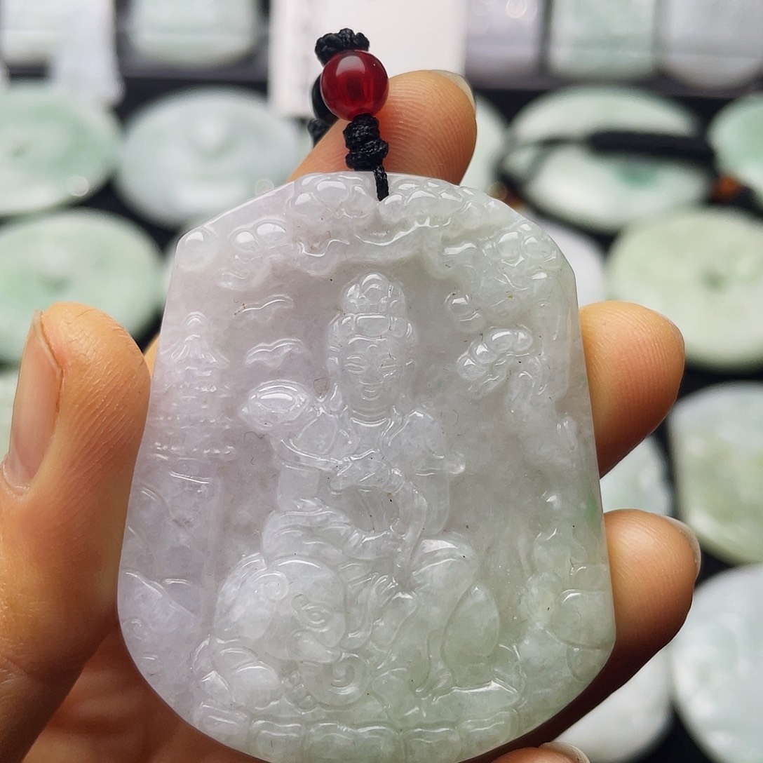 翡翠未镶嵌颈饰普贤