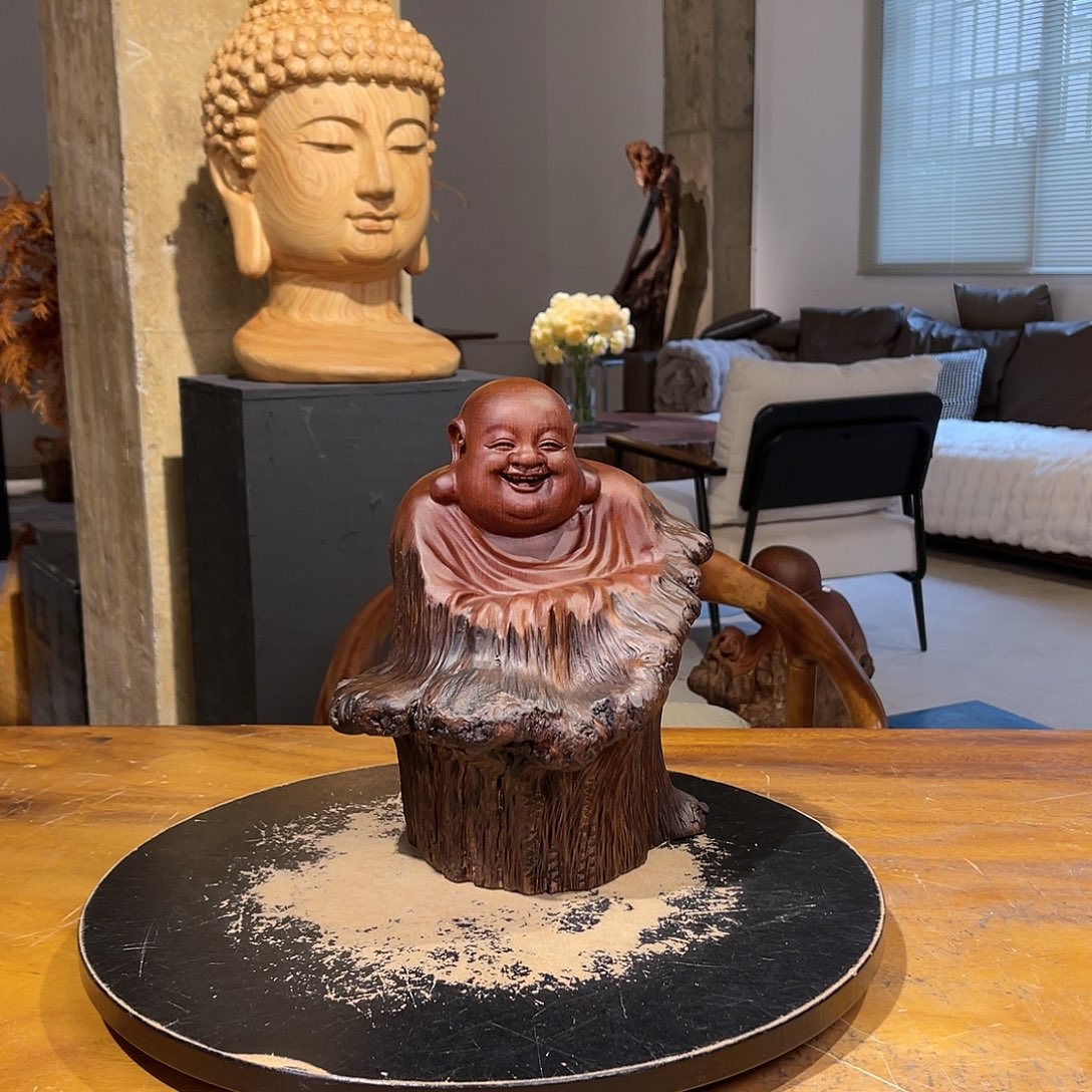 马***功木纯手工制作摆件