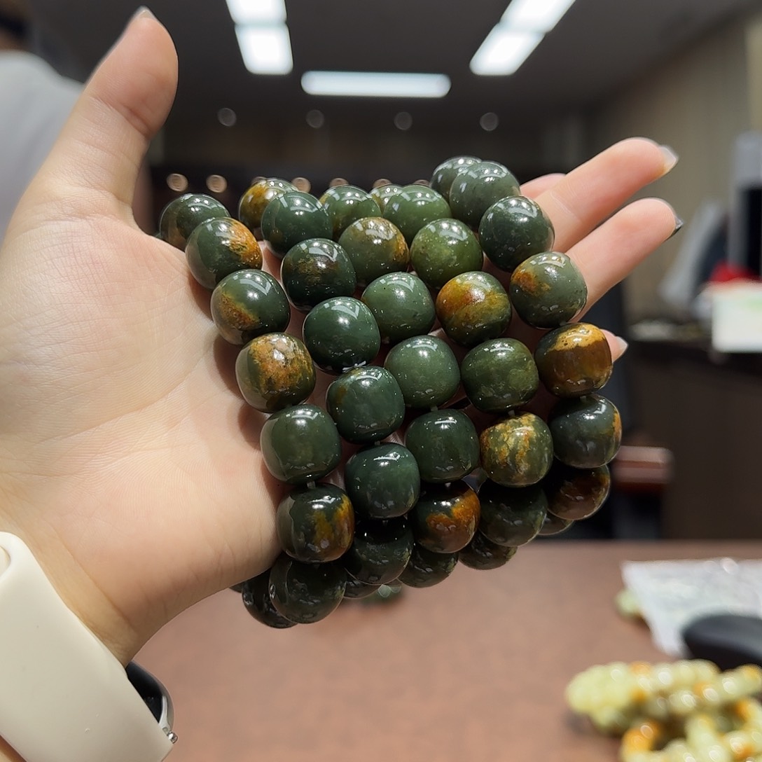 手链未镶嵌和田玉