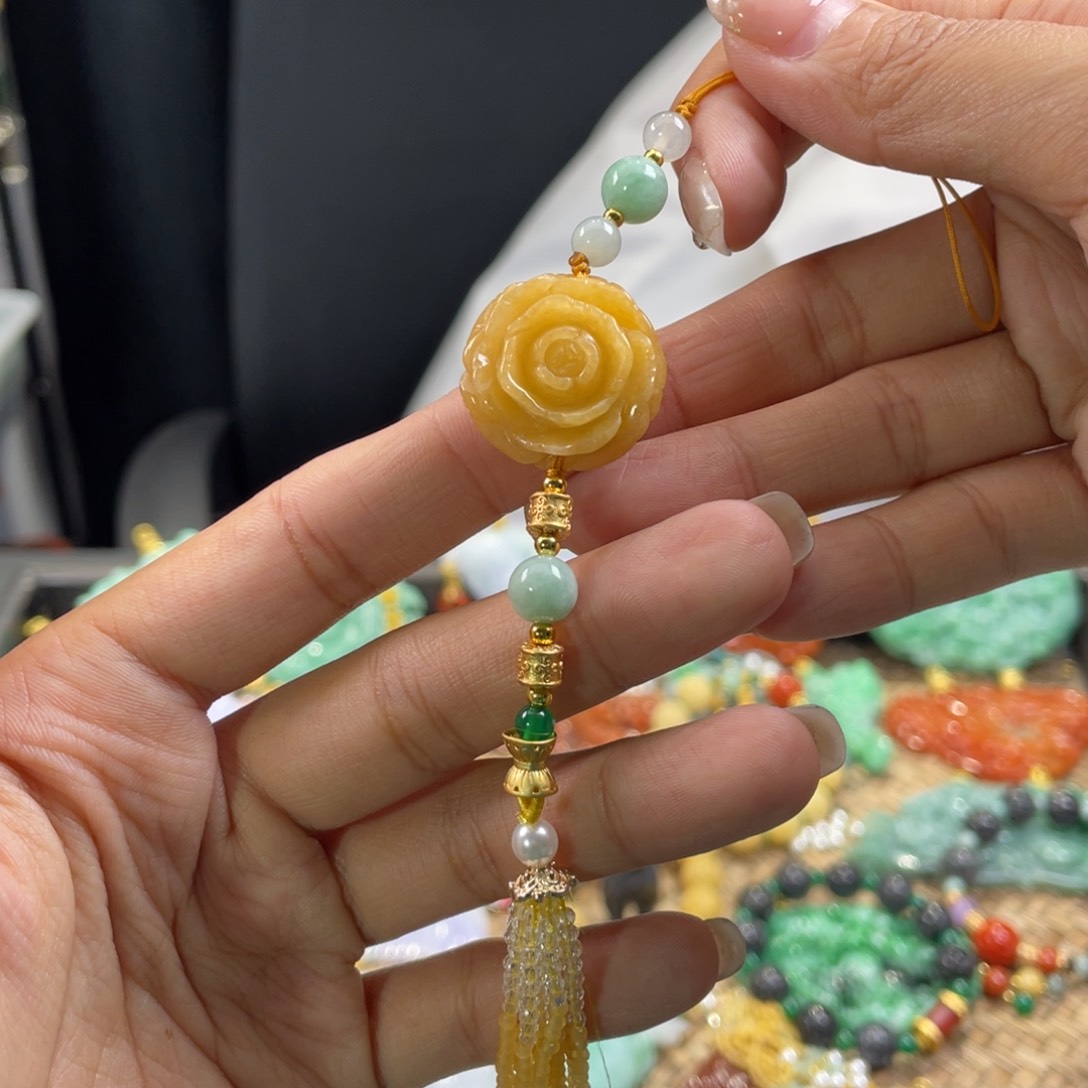翡翠挂件未镶嵌代编织
