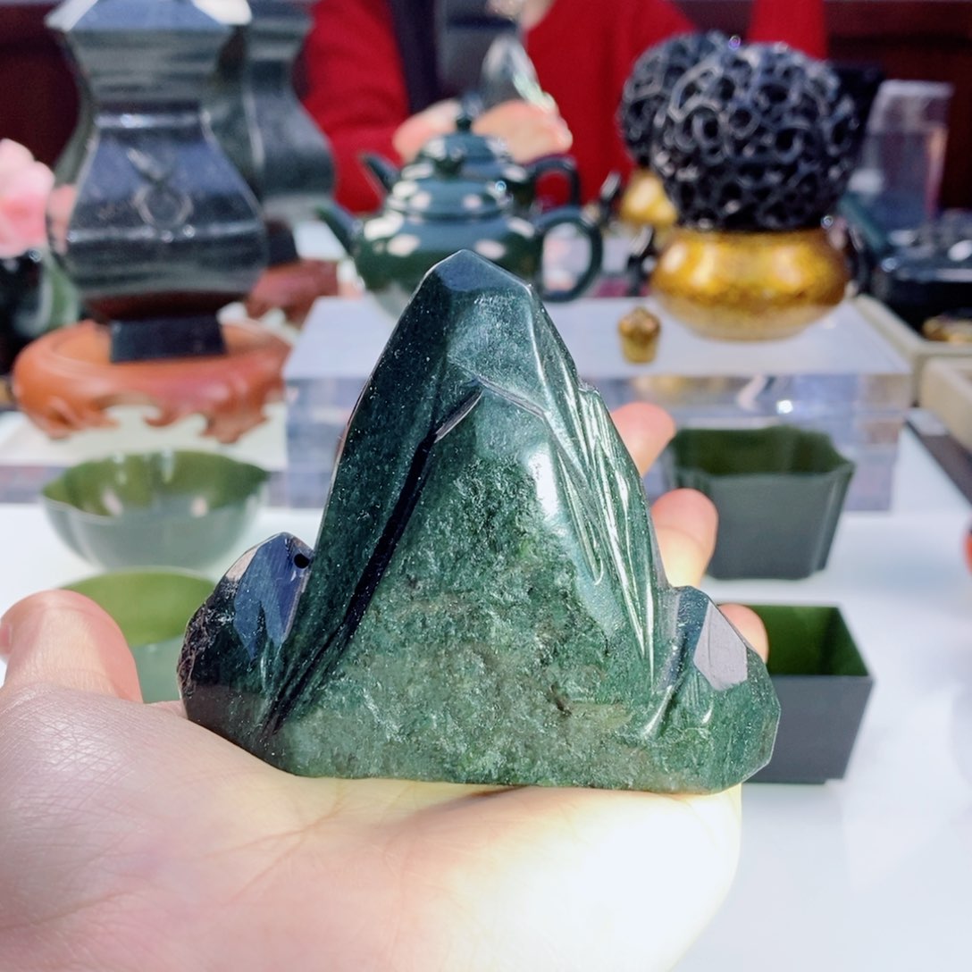 和田玉（青玉）摆件未镶嵌