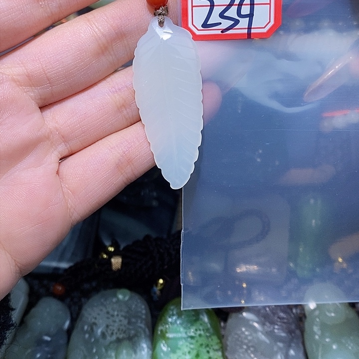 和田玉和田玉边角料随机发未镶嵌