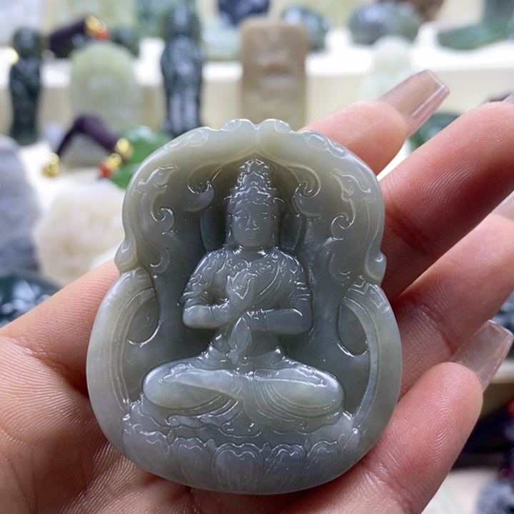 和田玉颈饰未镶嵌欣**花