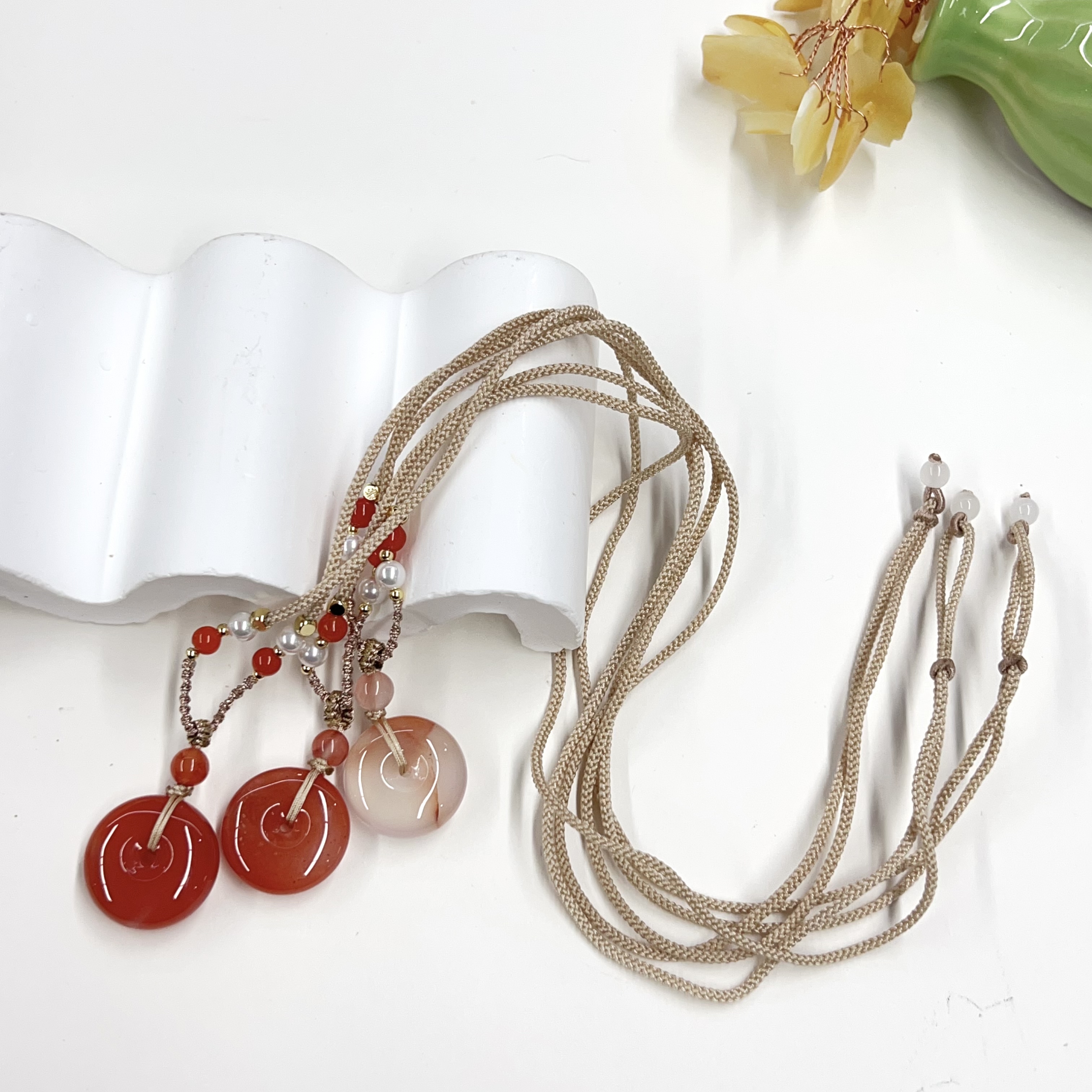 【小宝珠宝】15 S38817-南红平安扣-多样性发一件-20x7mm