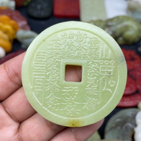 蛇纹石玉颈饰未镶嵌93