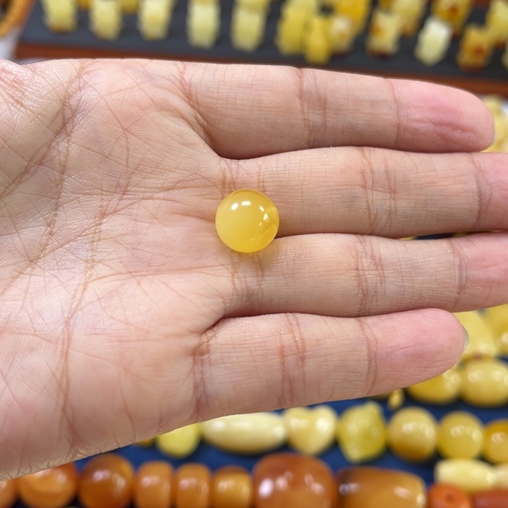 琥珀未镶嵌裸石卡11单珠