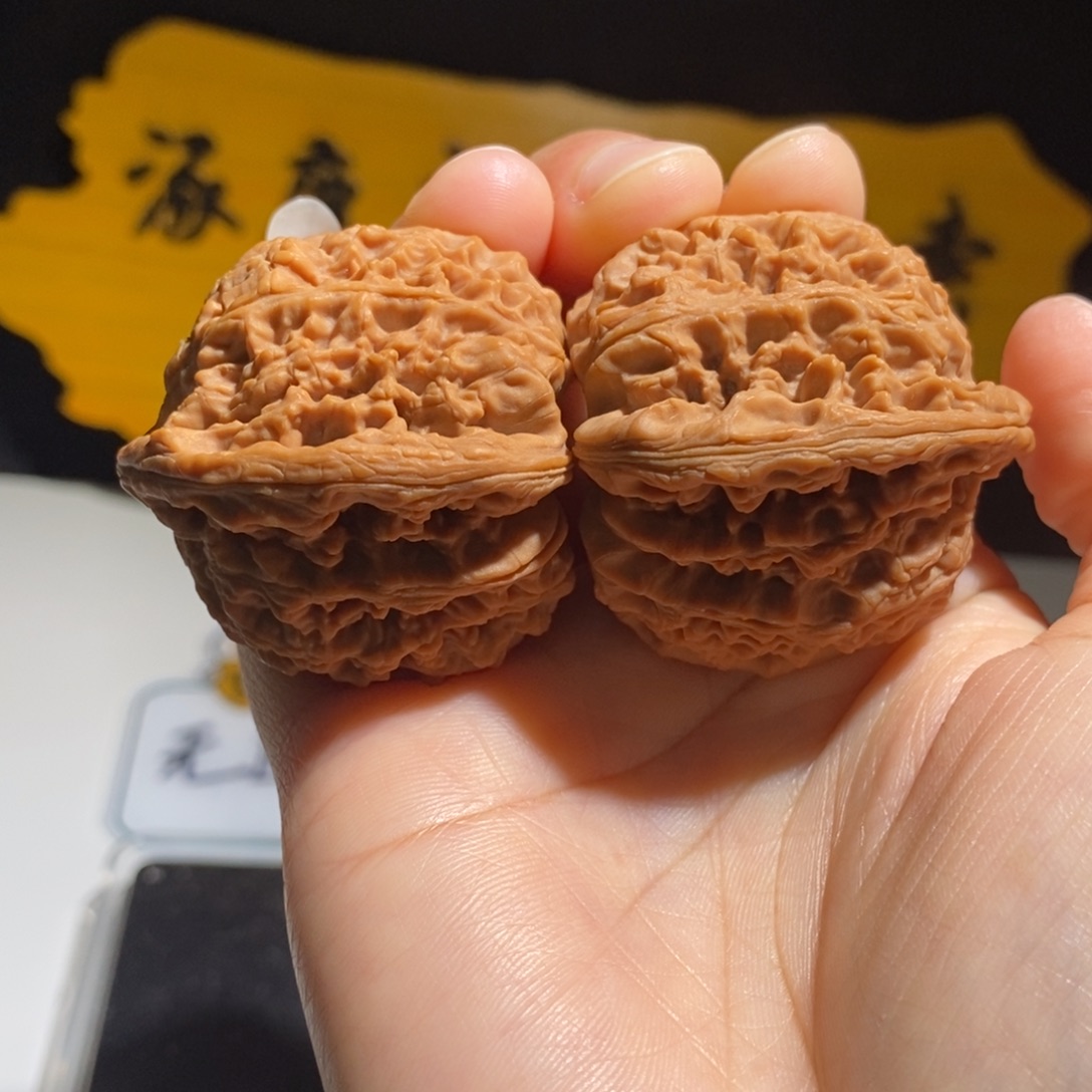 翻***豆大叶紫檀（黑酸枝木类）