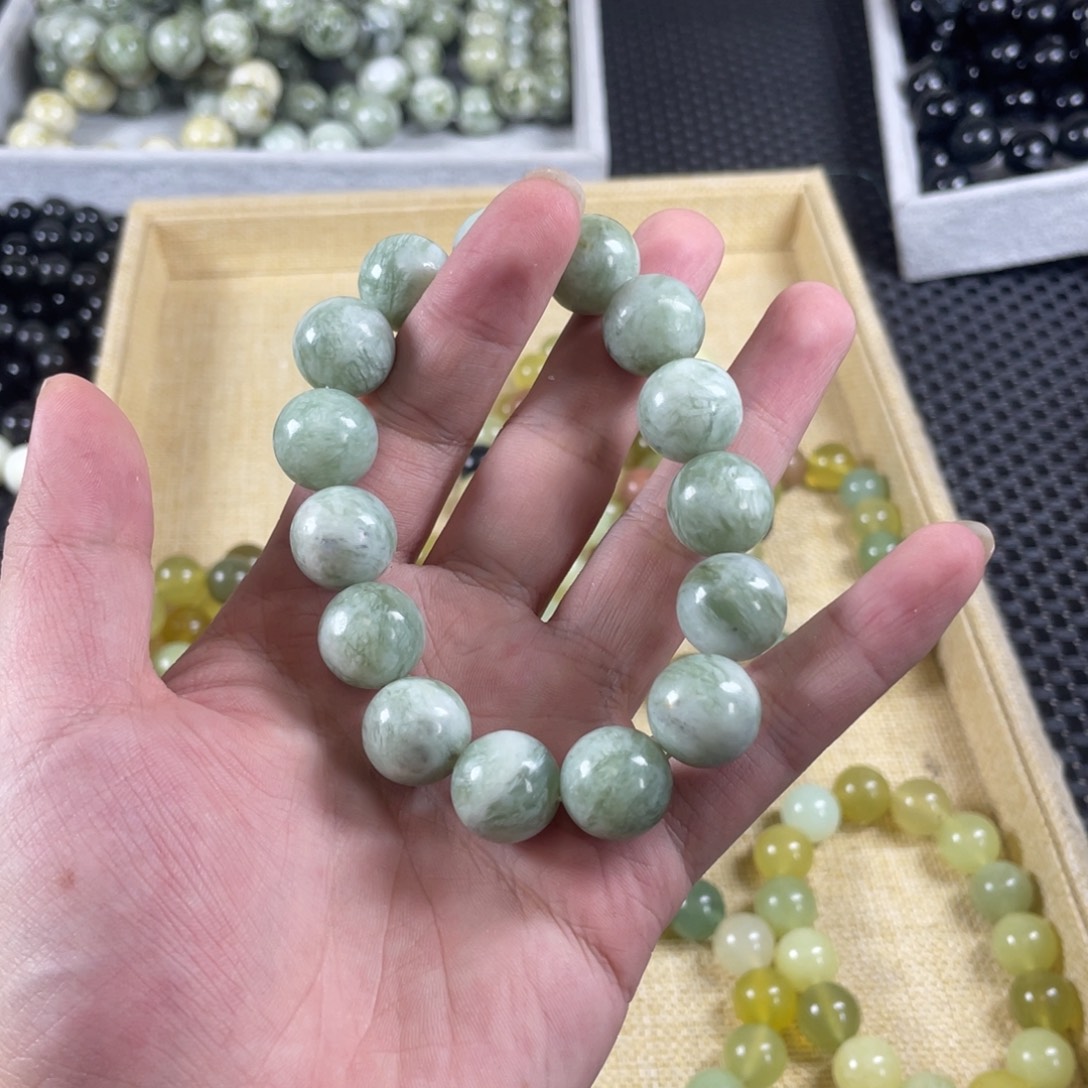 蛇纹石玉未镶嵌手链