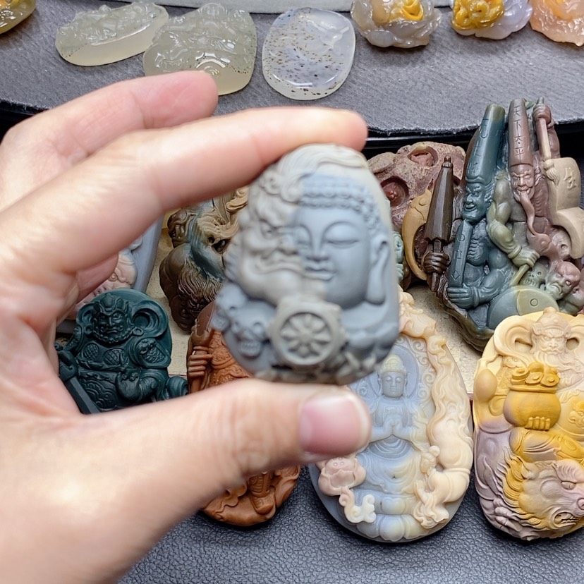 【闪购商品】定制石英质玉吊坠未镶嵌