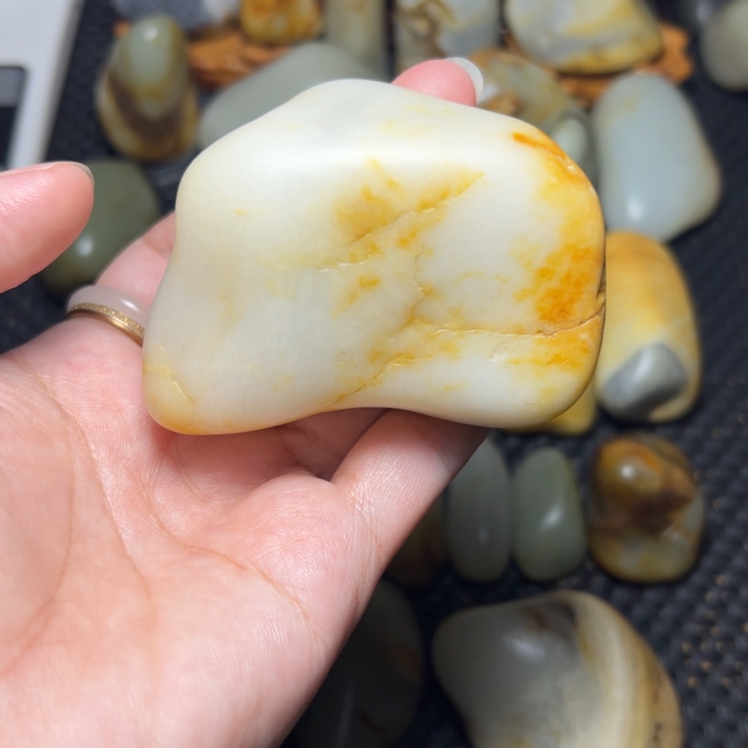 好***气和田玉未镶嵌挂件A3