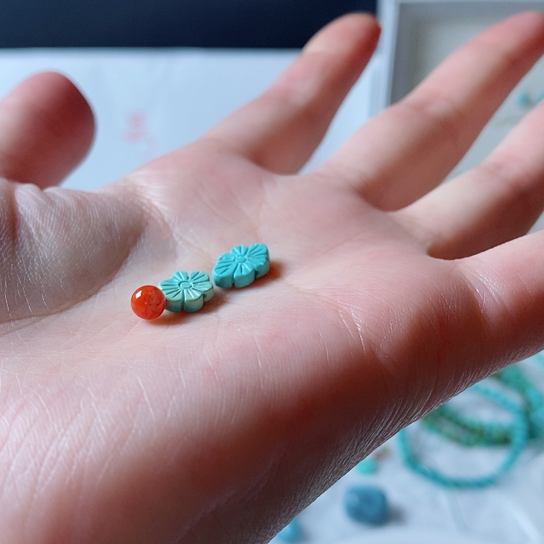 南红玛瑙颈饰未镶嵌