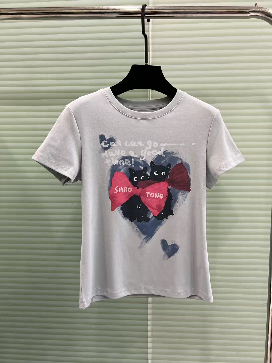 547高级雾霾蓝爱心猫咪T恤