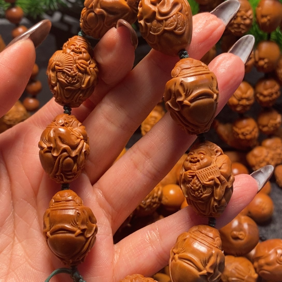 橄榄核吊坠龙财神