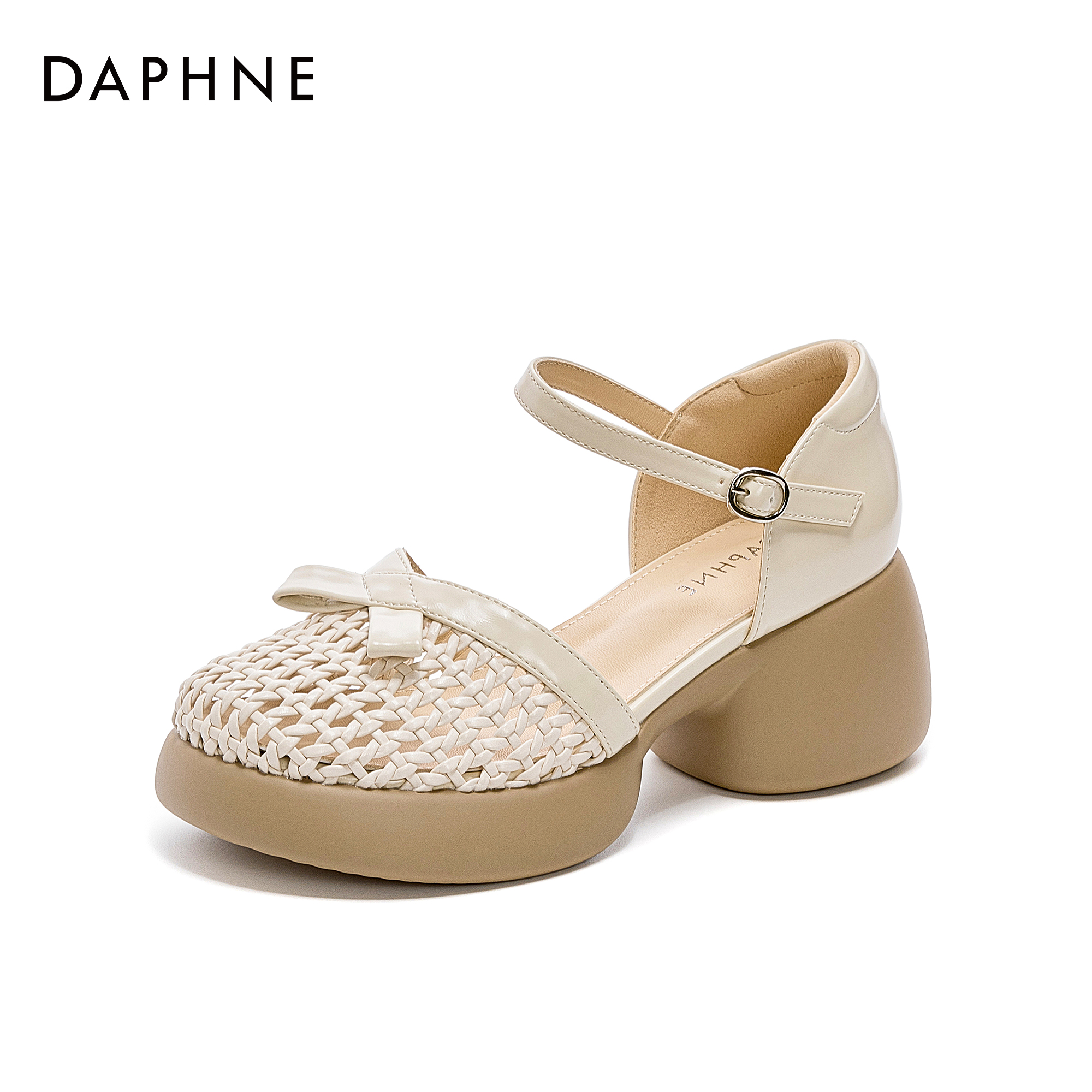 Daphne/达芙妮镂空时尚包头凉鞋女夏季粗跟配裙子一字扣宴会鞋