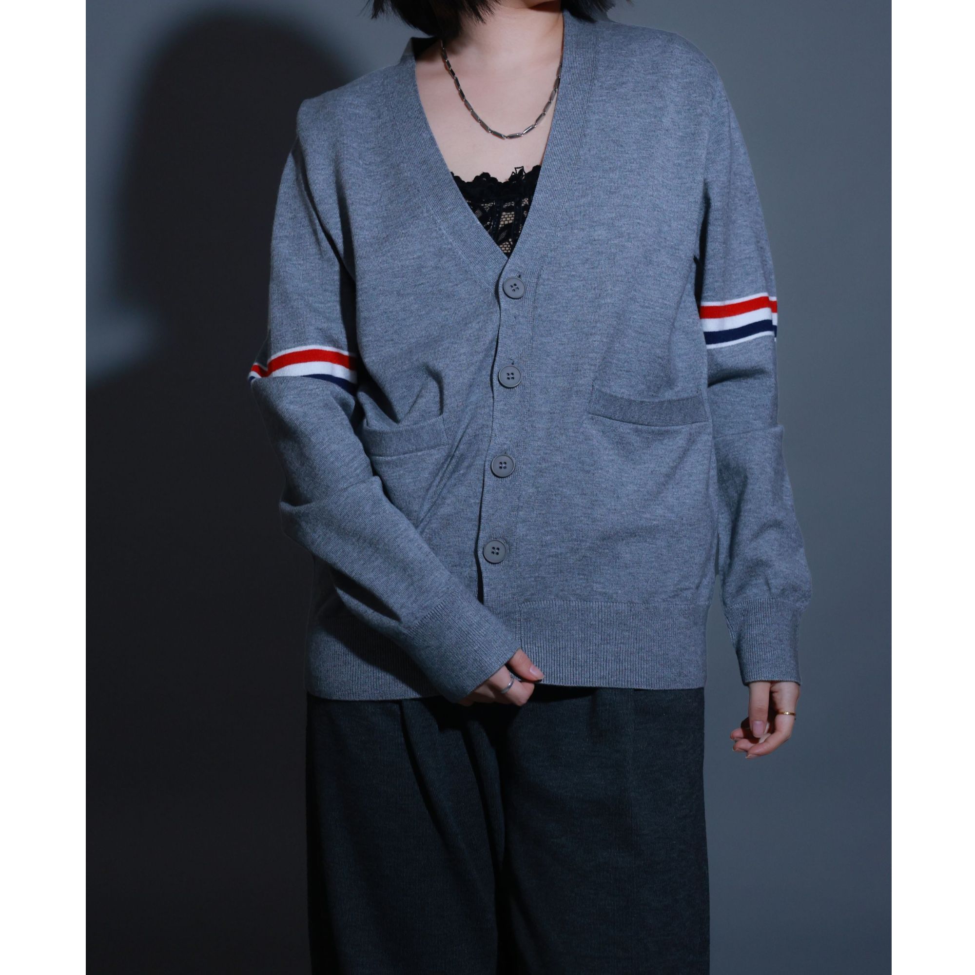 2025春季新款 条纹设计 男士偏商务风 长袖百搭V领开衫外套GM2025