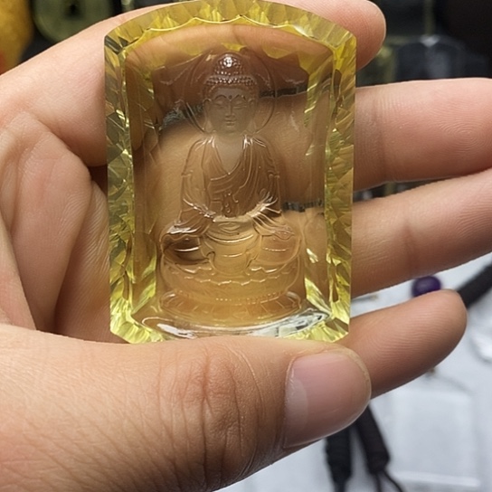 非金属黄水大日如来