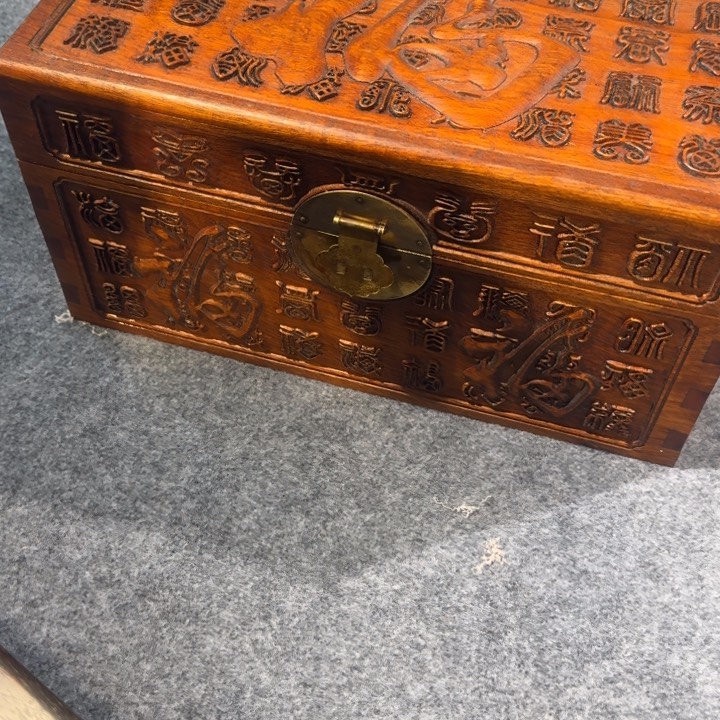 贡木(****福的的的的的