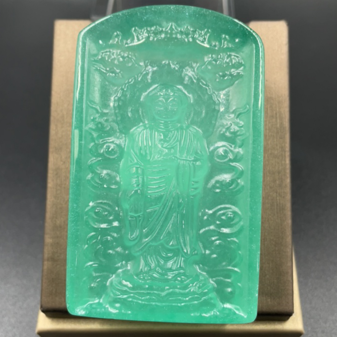   507  冰蓝佛祖厚装大吊坠牌