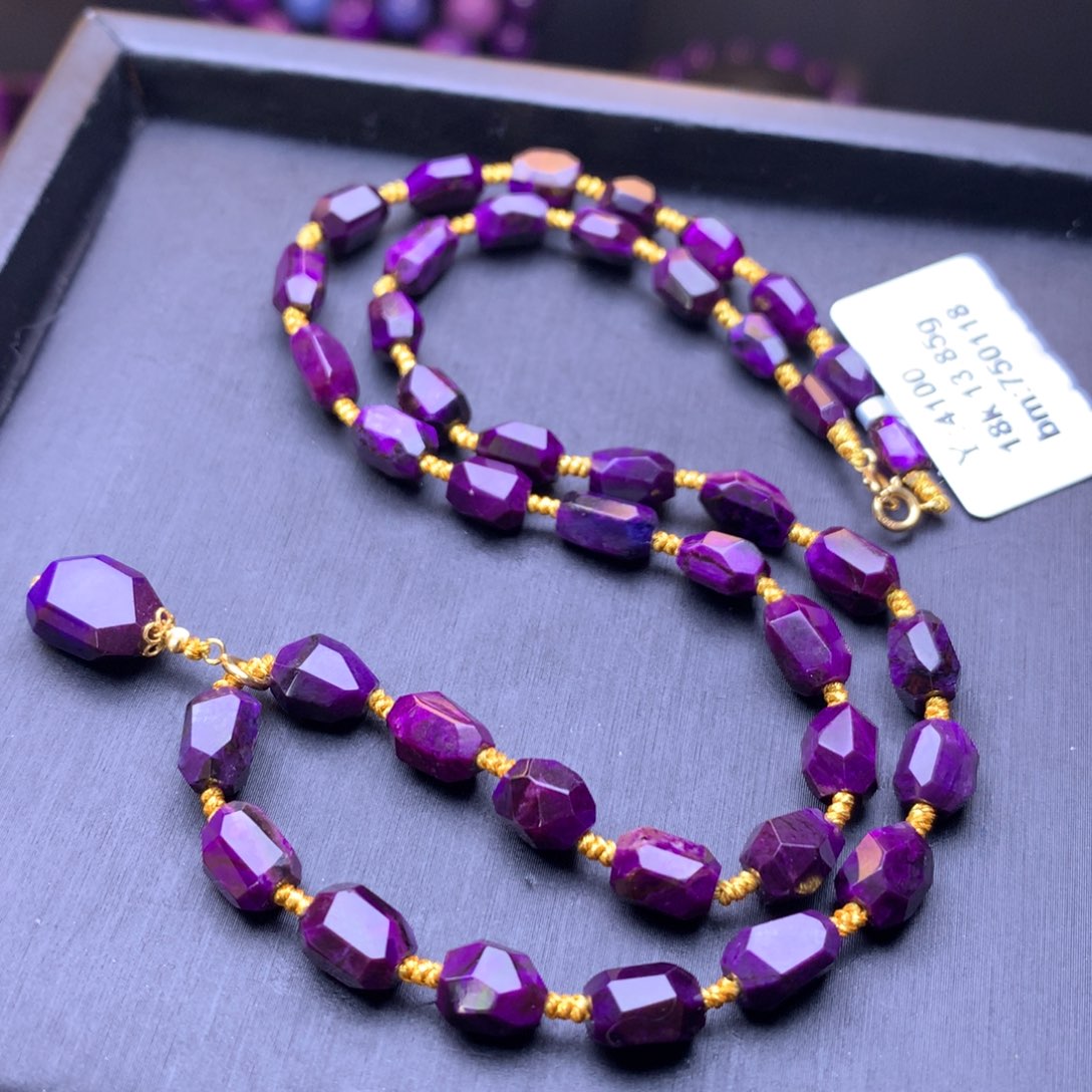 苏纪石（舒俱来）项链18K金镶嵌