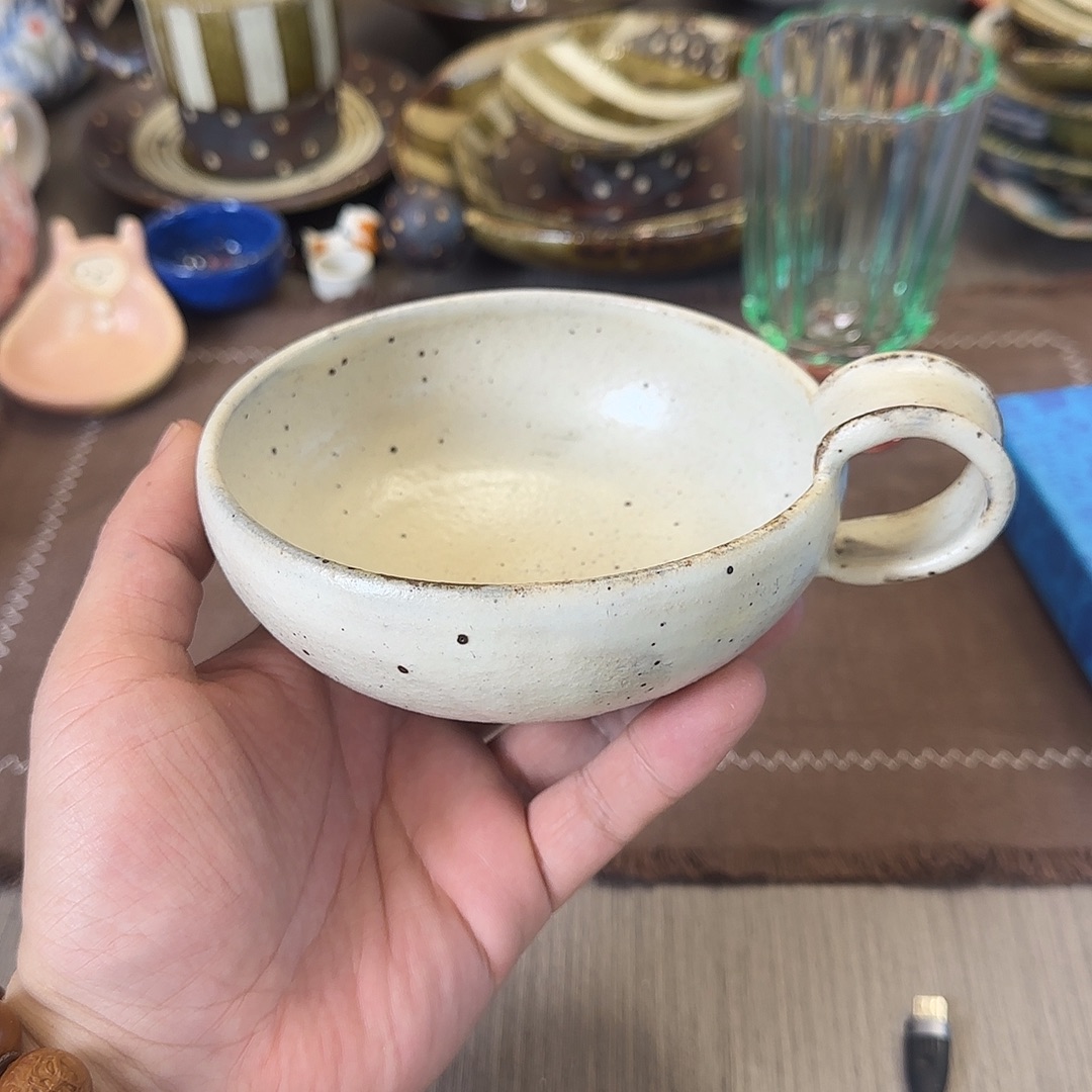 茶盏哈哈这才刚刚