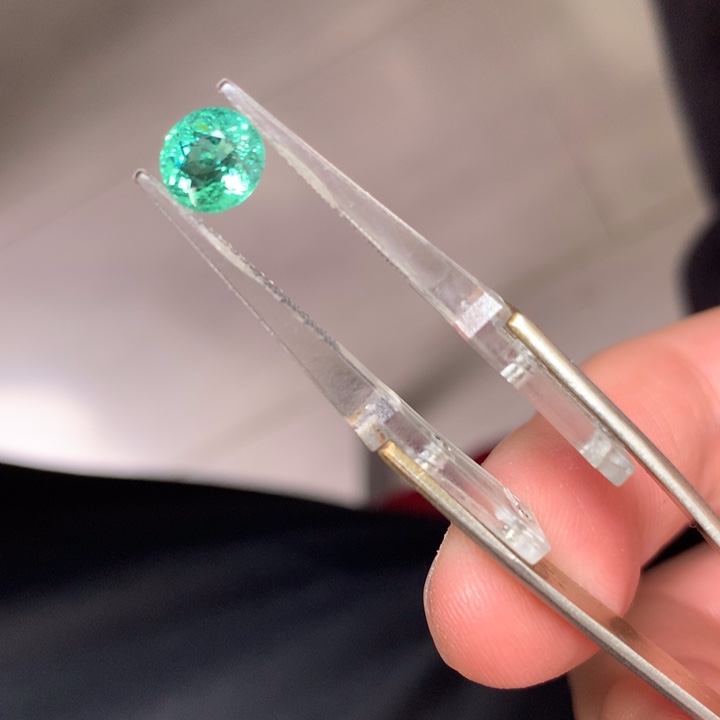 碧玺裸石未镶嵌裸石