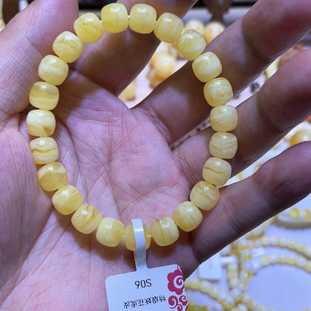 蜜蜡手串未镶嵌9✖️8.5mm大妖花虎皮