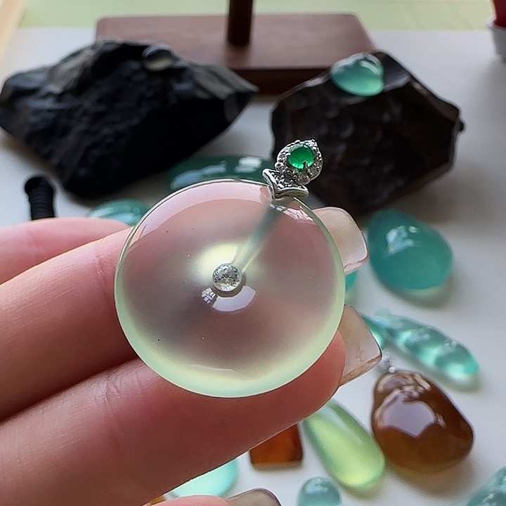 岫玉银S925镶嵌颈饰岫玉