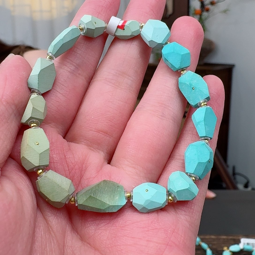 未镶嵌绿松石珠宝奇石