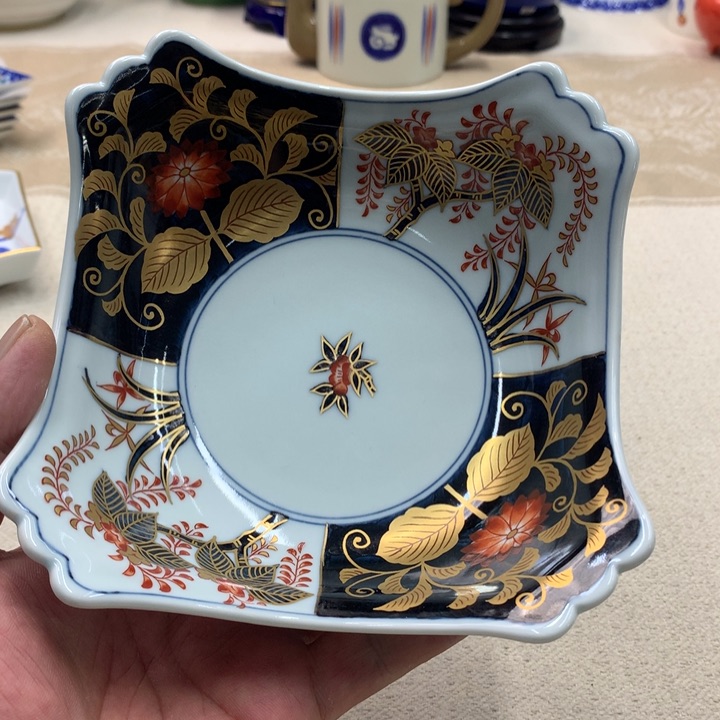 瓷片这些是非黑白