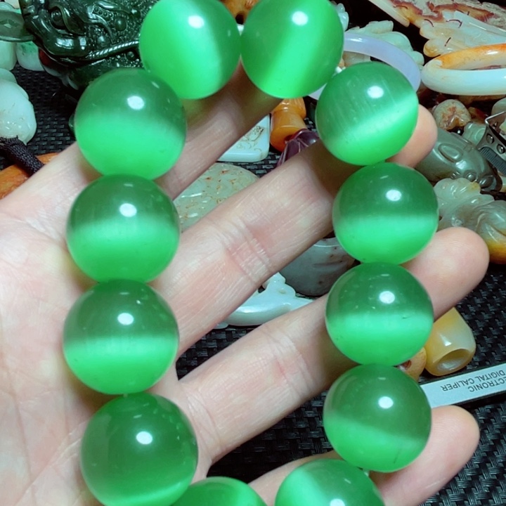 滴血莲花菩提把件