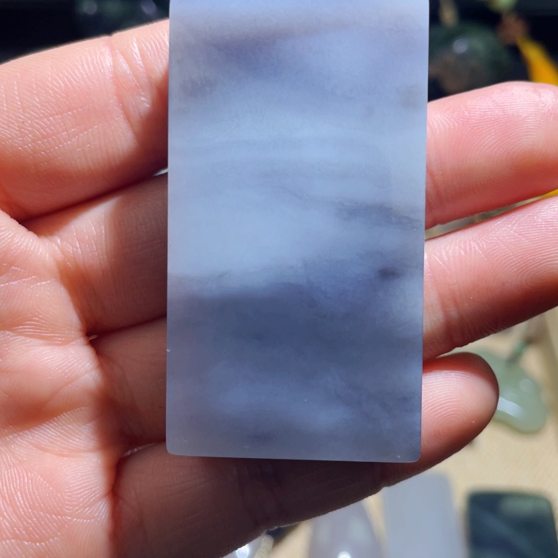 和田玉颈饰未镶嵌玉**峰