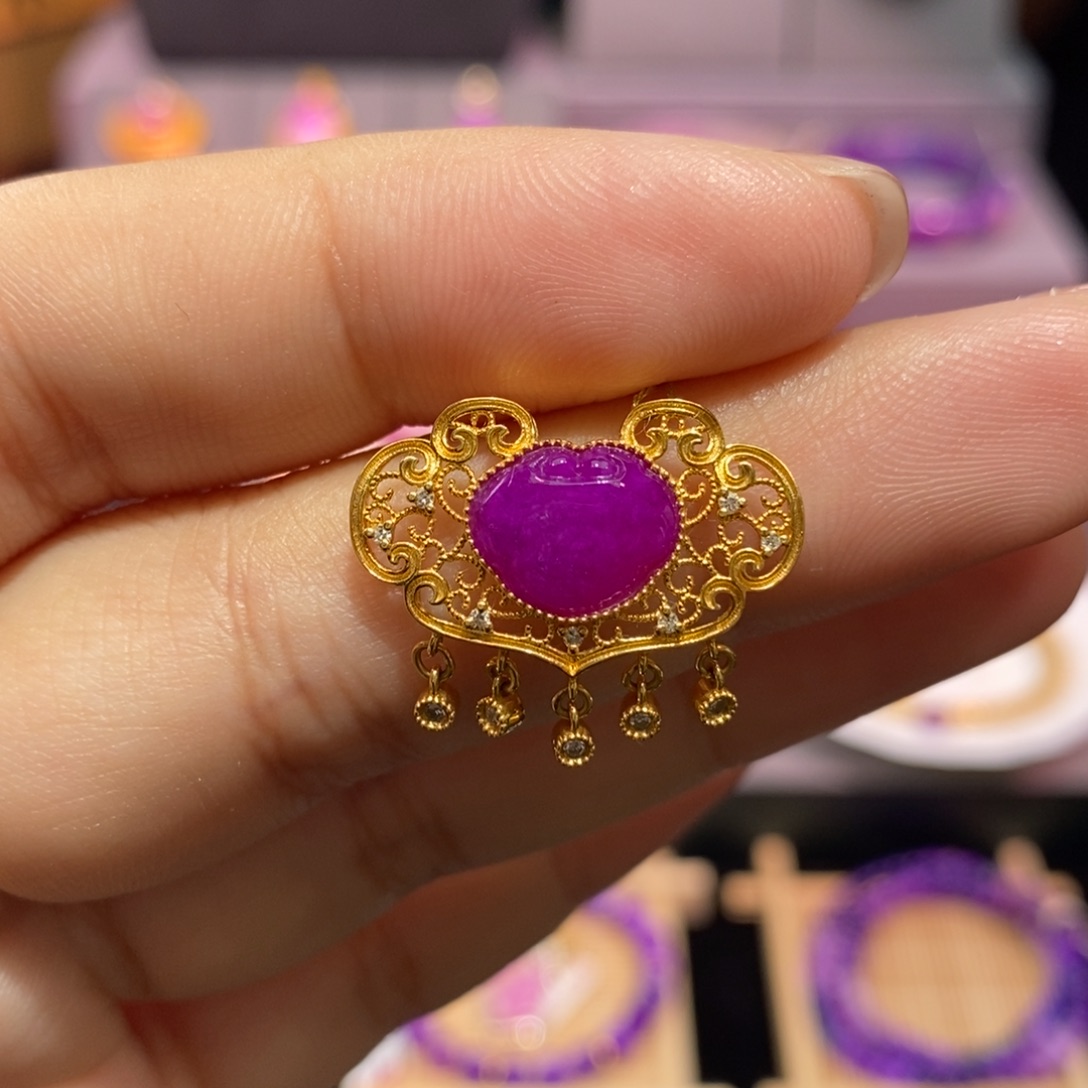 苏纪石（舒俱来）18K金镶嵌吊坠(不含链)