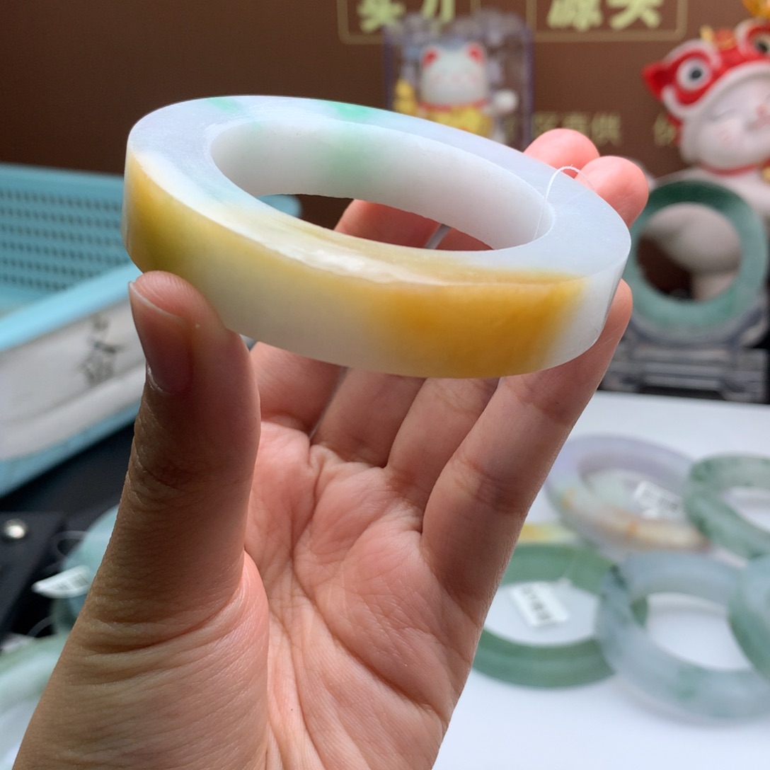 定制翡翠翡翠未镶嵌黄+绿