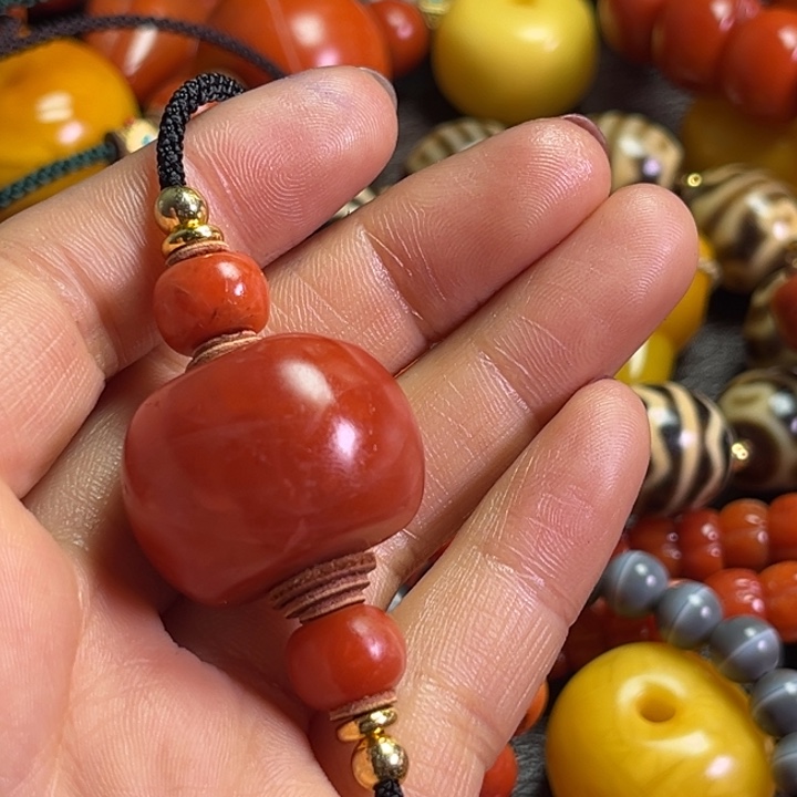 颈饰琉璃晓*琉璃………..