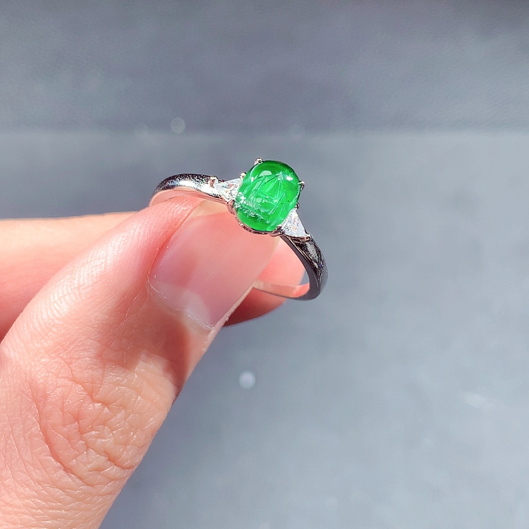 未镶嵌戒指翡翠翡翠