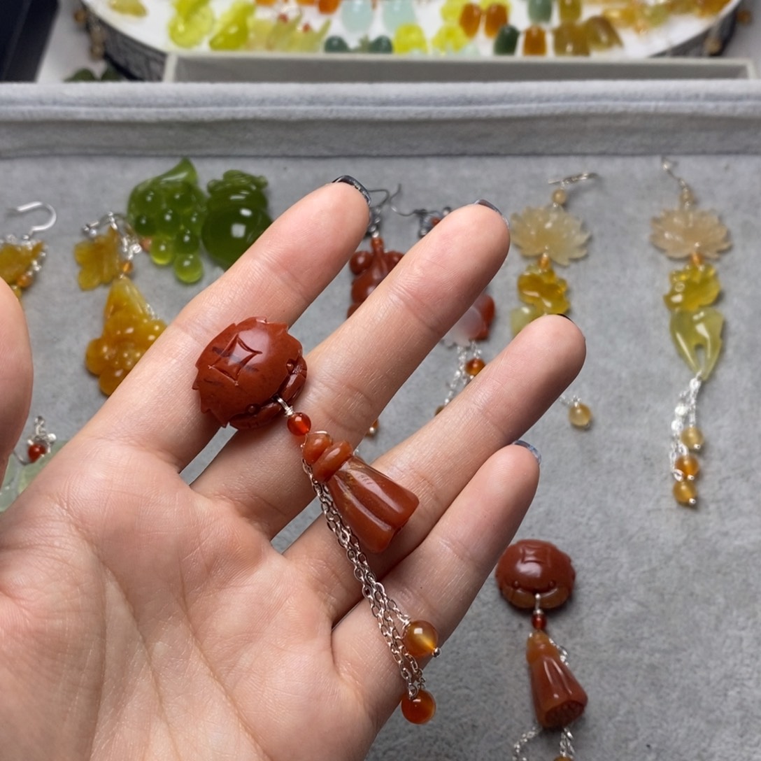 书***瑶蛇纹石玉合金耳饰/颈饰