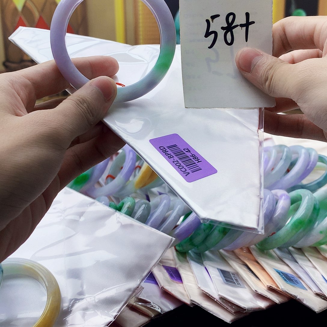 翡翠未镶嵌手镯翡翠