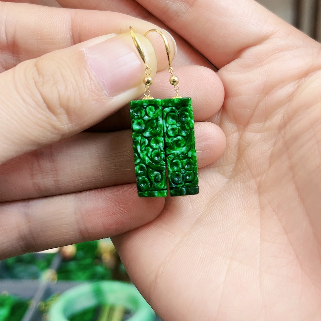 翡翠耳饰18K金镶嵌耳饰