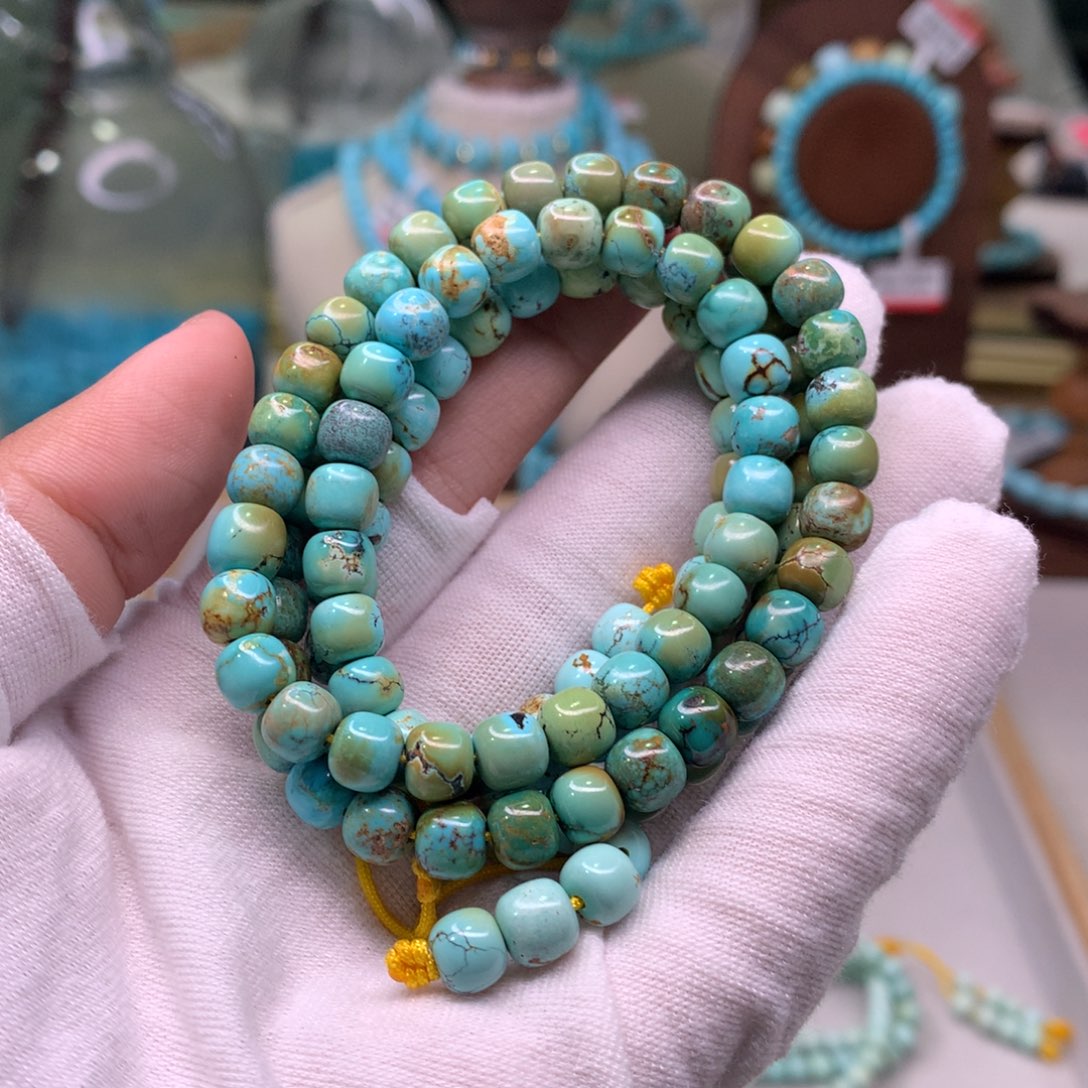 绿松石配饰未镶嵌