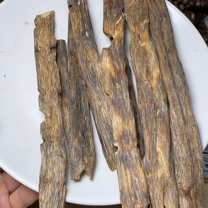 木飞**可白奇树心老料105克