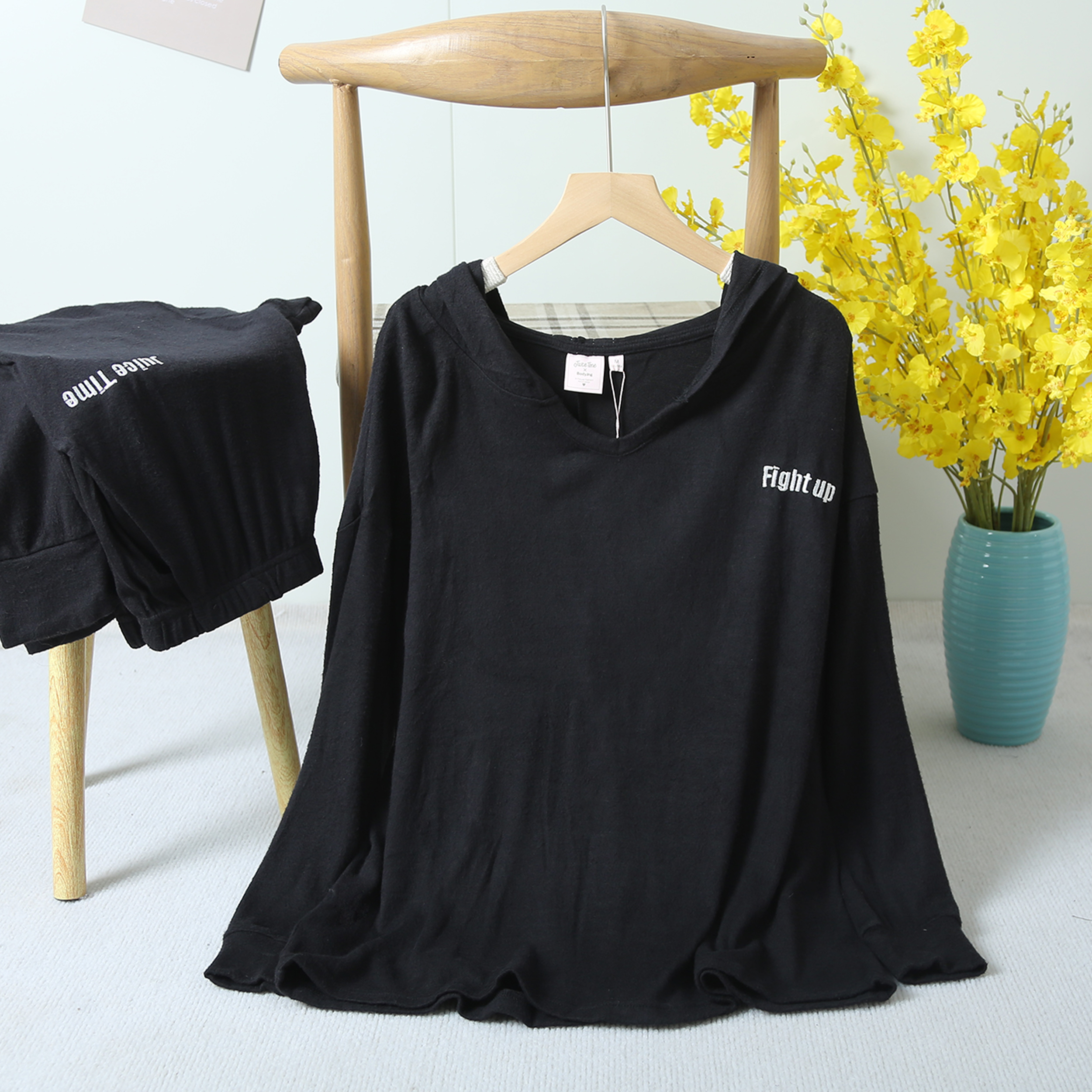 女时尚宽松针织休闲裤垂感慵懒风舒适简约字母连帽休闲套装6D906