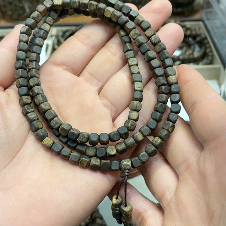 沉香手串奇楠老料99沉方珠5毫米