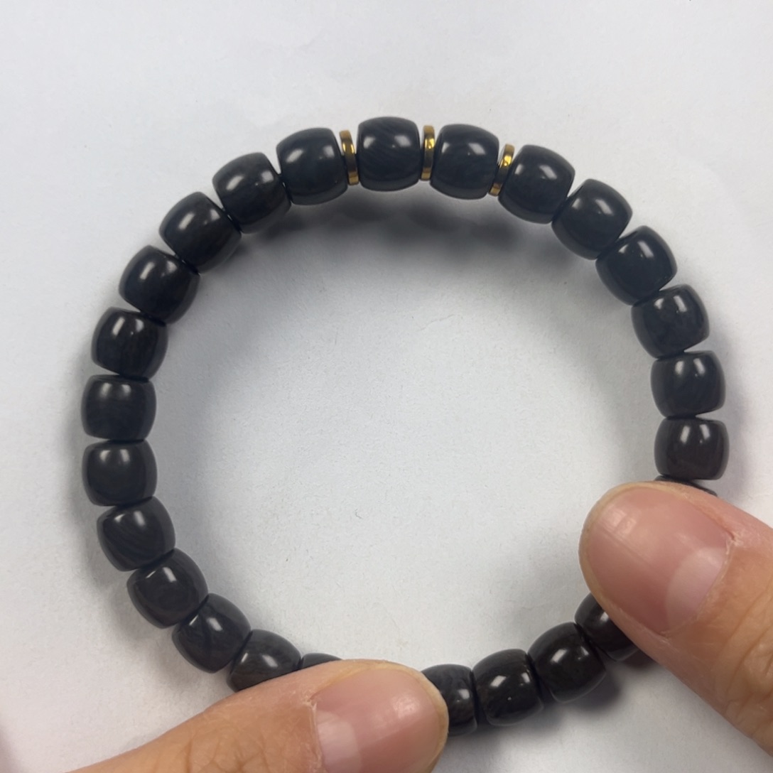 和田玉手链未镶嵌卡8直切