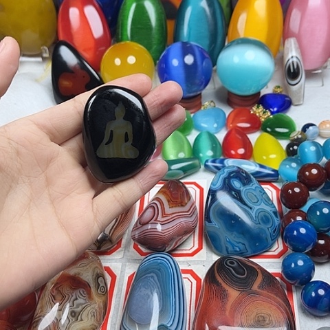 玛瑙/玉髓挂件未镶嵌