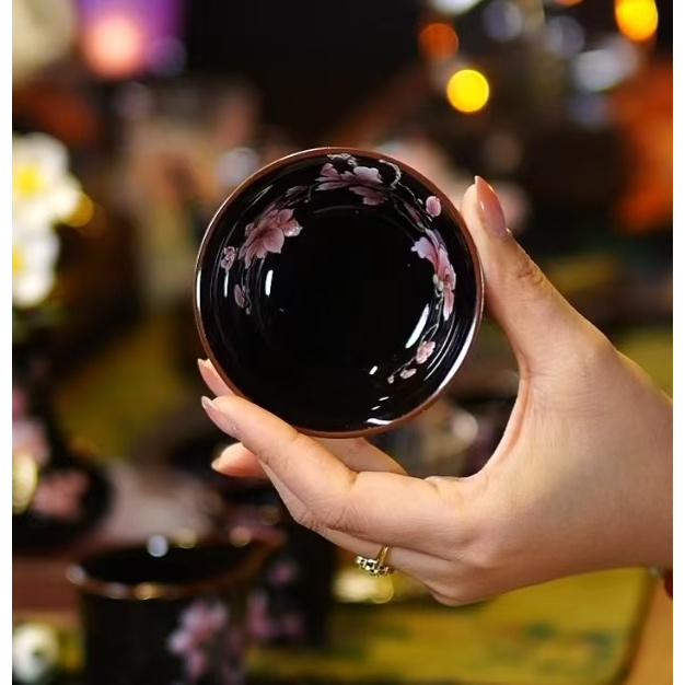 乌金釉--手绘玉兰花碗口杯
