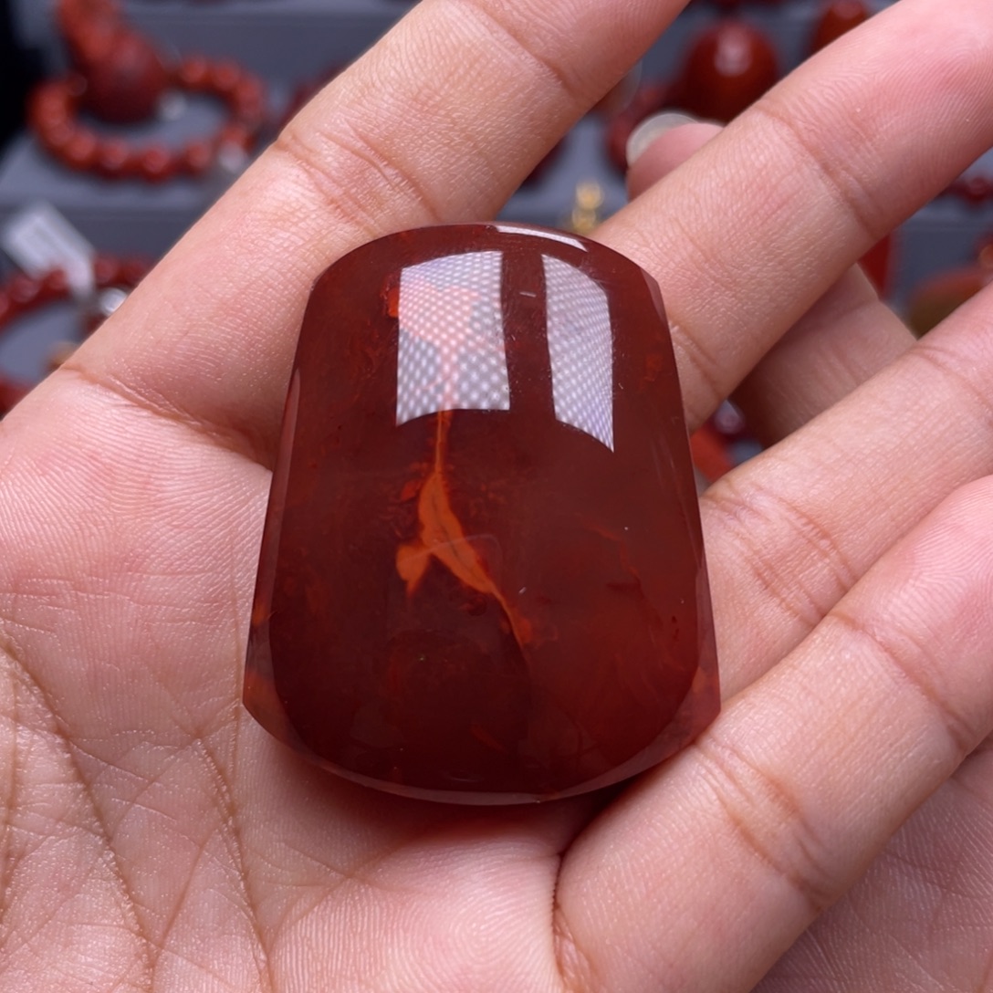 南红玛瑙未镶嵌珠宝奇石无事牌吊坠