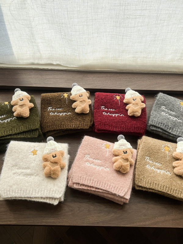 韩系儿童针织围巾冬季保暖卡通小熊百搭儿童围脖防寒护颈围巾